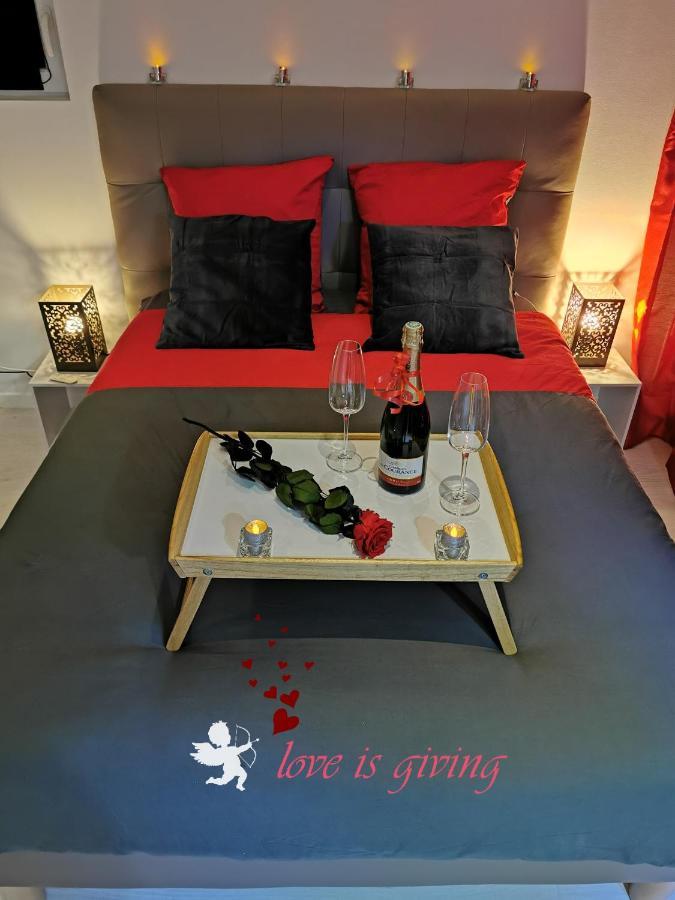 Suite Barthelemy - Spa Et Sauna Melun Exterior photo